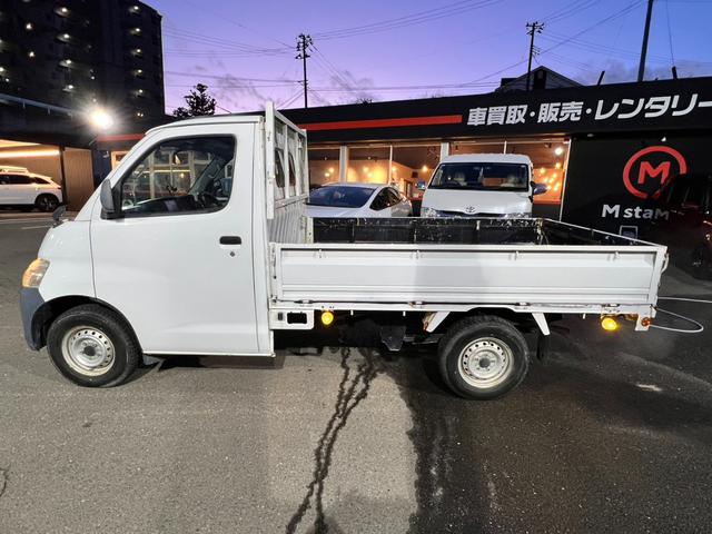 ライトエーストラック ＤＸシングルジャストロー三方開　５速マニュアル　外品ナビフルセグ　ドラレコ　三方開（39枚目）