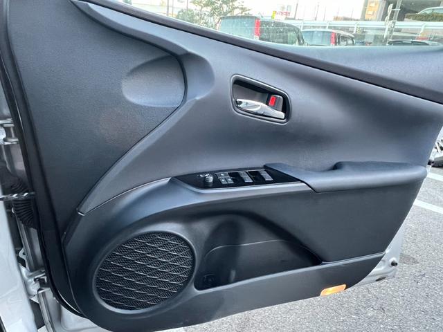 プリウス E ワンオーナー トヨタセーフティセンス ACC 純正ナビフルセグBカメラ LEDヘッドライト ETC プッシュスタート(23枚目)