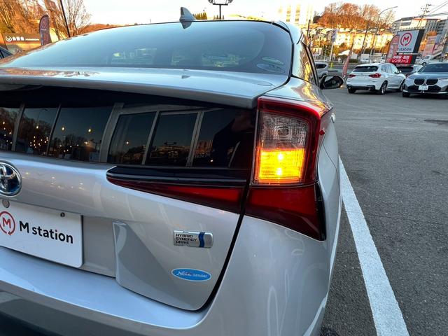 プリウス E ワンオーナー トヨタセーフティセンス ACC 純正ナビフルセグBカメラ LEDヘッドライト ETC プッシュスタート(60枚目)