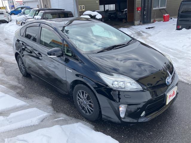 プリウス Ｓツーリングセレクション　クラッツィオシートカバー　ＬＥＤヘッドライト　ナビ＆フルセグＴＶ　ヘッドライトウォッシャー　バックカメラ　スマートキー（6枚目）