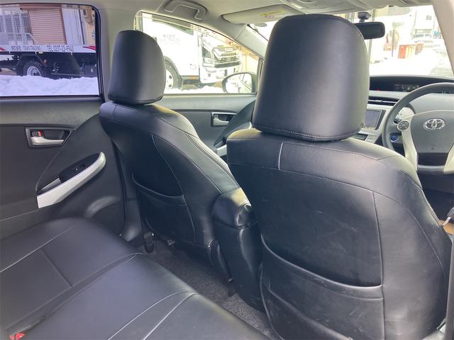 プリウス Ｓツーリングセレクション　クラッツィオシートカバー　ＬＥＤヘッドライト　ナビ＆フルセグＴＶ　ヘッドライトウォッシャー　バックカメラ　スマートキー（17枚目）