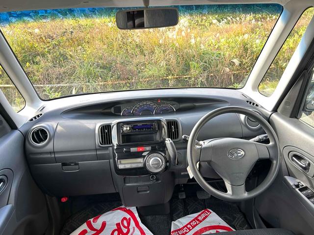 タント Gスペシャル 4WD 電動スライドドア スマートキー アイドリングストップ 電動格納ミラー ベンチシート CVT 盗難防止システム ABS CD USB アルミホイール 衝突安全ボディ エアコン パワーステアリング(2枚目)