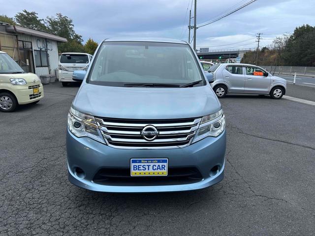 セレナ ２０Ｓ　４ＷＤ　ＥＴＣ　バックカメラ　ナビ　ＴＶ　オートクルーズコントロール　両側スライドドア　キーレスエントリー　電動格納ミラー　後席モニター　３列シート　ＣＶＴ　アルミホイール　ＣＤ　ＤＶＤ再生　ＵＳＢ（12枚目）