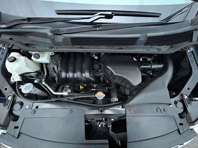 セレナ ２０Ｓ　４ＷＤ　ＥＴＣ　バックカメラ　ナビ　ＴＶ　オートクルーズコントロール　両側スライドドア　キーレスエントリー　電動格納ミラー　後席モニター　３列シート　ＣＶＴ　アルミホイール　ＣＤ　ＤＶＤ再生　ＵＳＢ（19枚目）