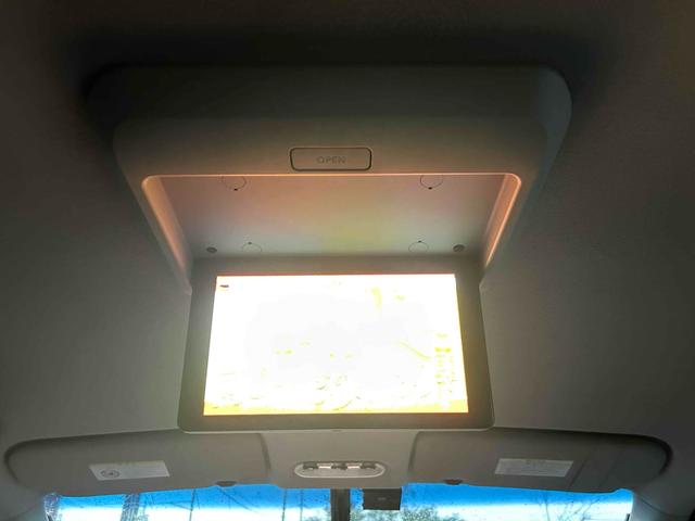 セレナ ２０Ｓ　４ＷＤ　ＥＴＣ　バックカメラ　ナビ　ＴＶ　オートクルーズコントロール　両側スライドドア　キーレスエントリー　電動格納ミラー　後席モニター　３列シート　ＣＶＴ　アルミホイール　ＣＤ　ＤＶＤ再生　ＵＳＢ（31枚目）