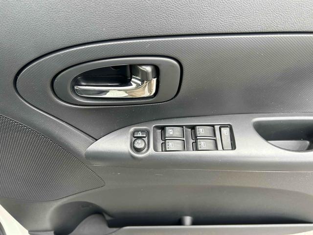 タント カスタムXスペシャル 電動スライドドア HID スマートキー アイドリングストップ 電動格納ミラー ベンチシート CVT 盗難防止システム ABS CD MD アルミホイール 衝突安全ボディ エアコン パワーステアリング(8枚目)