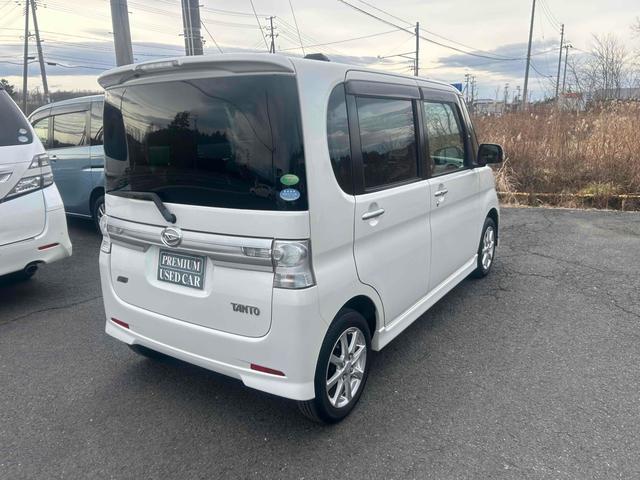 タント カスタムXスペシャル 電動スライドドア HID スマートキー アイドリングストップ 電動格納ミラー ベンチシート CVT 盗難防止システム ABS CD MD アルミホイール 衝突安全ボディ エアコン パワーステアリング(15枚目)