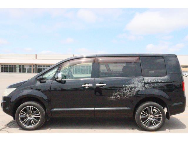 デリカＤ：５ シャモニー　４ＷＤ・７人乗り・両側パワースライドドア・後席モニター・シートヒーター・ＨＩＤ・クルコン・キーフリー（4枚目）