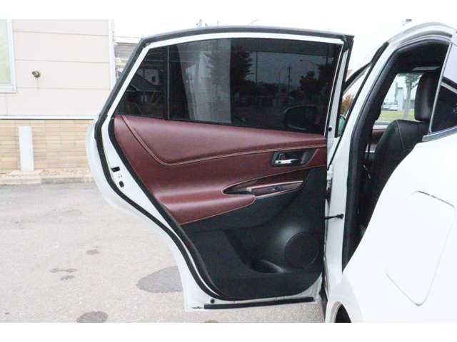 助手席後ろドアの状態♪