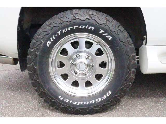 各種タイヤ（サマータイヤ・スタッドレスタイヤ）のご相談もお気軽に♪