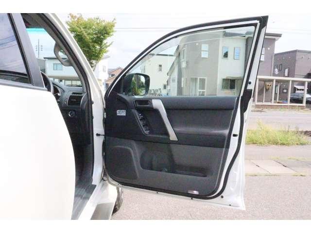 運転席ドアの状態♪