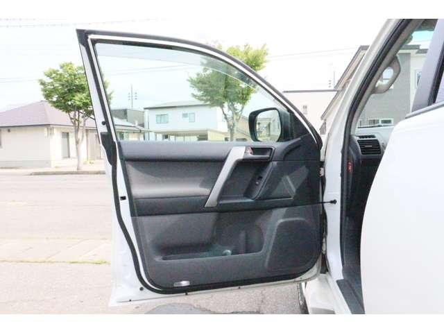 助手席ドアの状態♪