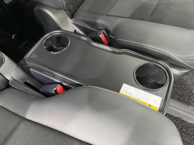 Si ダブルバイビー 4WD 純正9型ナビ 両側電動スライドドア バックカメラ クルコン スマートキー プリクラッシュセーフティ ETC ステアリングスイッチ アイドリングストップ 純正18インチAW(44枚目)