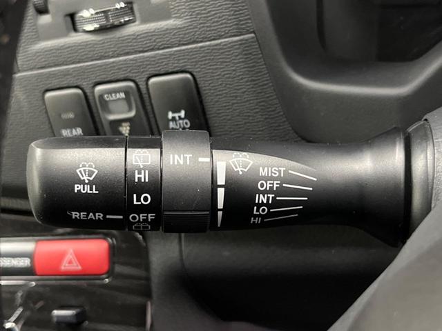 プラタナ Vセレクション 4WD 純正SDナビ 電動スライドドア HIDヘッドライト フロントフォグ ETC バックカメラ Bluetooth接続 ドライブレコーダー フルセグTV スマートキー オートエアコン 横滑り防止装置(22枚目)