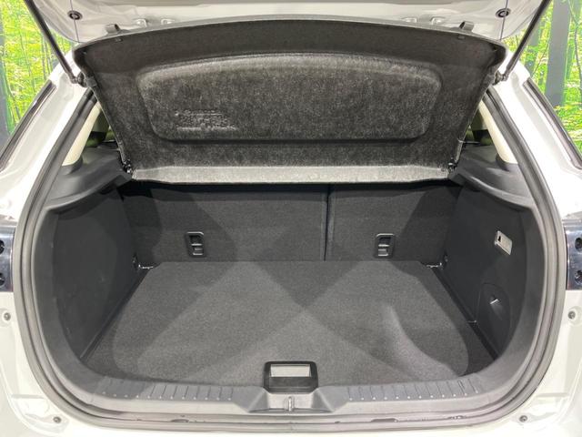 XD ツーリング Lパッケージ 4WD マツダコネクトナビ BOSEサウンドシステム スマートシティブレーキサポート レーダークルコン LEDヘッド&フォグ 純正18インチブラック塗装AW バックカメラ シートヒーター ETC(11枚目)