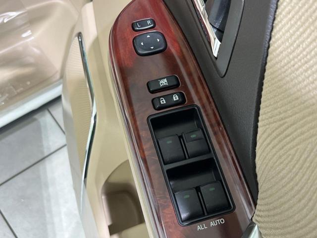 350G 4WD フリップダウンモニター 禁煙車 両側電動スライドドア 純正HDDナビ フロント・バック・サイドカメラ フルセグTV HIDヘッドライト クルーズコントロール クリアランスソナー オットマン(25枚目)