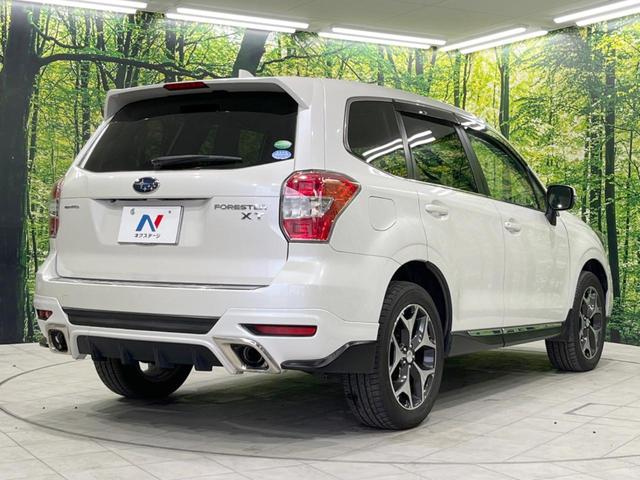 2.0XT アイサイト 4WD 純正SDナビ アイサイトVer2 全車速追従機能付クルコン ブラック革シート 前席パワーシート 純正18インチアルミホイール HIDヘッドライト LEDフォグランプ ビルトインETC 禁煙車(18枚目)