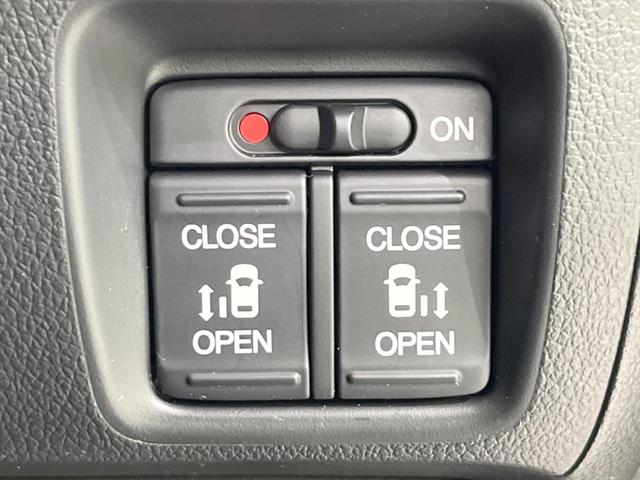 G SSパッケージ 4WD 純正SDナビ 両側オートスライドドア バックカメラ HIDヘッドライト フルセグTV Bluetooth 前席シートヒーター ビルトインETC LEDフロントフォグ スマートキー オートライト(5枚目)