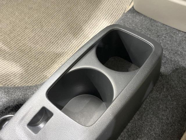 Xf メモリアルエディション 4WD 禁煙車 純正オーディオ CD再生 LCZ製14インチアルミホイール 電動格納ミラー アイドリングストップ セキュリティアラーム ベージュファブリックシート ミュージックプレイヤー接続可(35枚目)