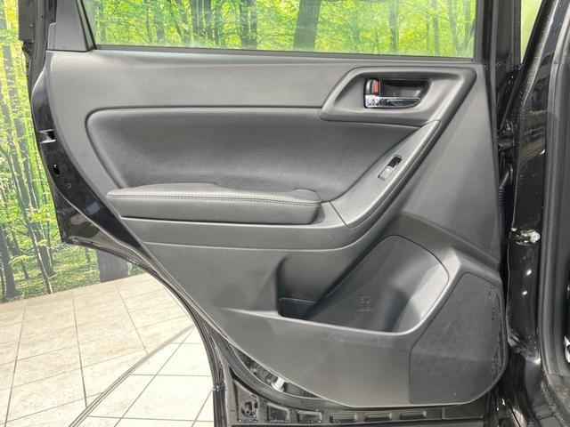 S-リミテッド 4WD 禁煙車 純正SDナビ アイサイトVer3 レーダークルーズ フルセグ Bluetooth バックカメラ LEDアクセサリーライナー 全席シートヒーター ハーフレザーシート ビルトインETC(52枚目)