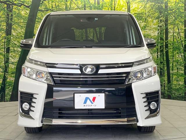 ヴォクシー ＺＳ　煌　４ＷＤ　両側電動スライドドア　禁煙車　純正ＳＤナビ　寒冷地仕様　バックカメラ　ＥＴＣ　Ｂｌｕｅｔｏｏｔｈ　フルセグ　ＬＥＤヘッドライト　リアオートエアコン　８人乗り　オートマチックハイビーム（16枚目）