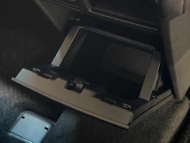 デリカＤ：５ Ｐ　４ＷＤ　純正ＳＤナビ　全周囲カメラ　衝突被害軽減システム　１００Ｖ電源　レーダークルーズ　禁煙車　ドラレコ　スマートキー　ＬＥＤヘッド　車線逸脱警報　オートライト　デュアルエアコン　純正１８インチＡＷ（58枚目）