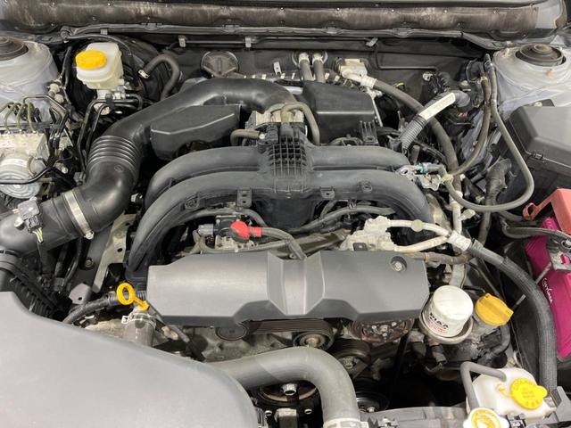 レガシィアウトバック リミテッド　４ＷＤ　純正ＳＤナビ　バックカメラ　アイサイトｖｅｒ．３　レーダークルーズ　ｈａｒｍａｎ／ｋａｒｄｏｎサウンド　禁煙車　パワーバックドア　黒革シート　パワーシート　コーナーセンサー　レーンキープ（19枚目）