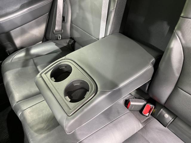 レガシィアウトバック リミテッド　４ＷＤ　純正ＳＤナビ　バックカメラ　アイサイトｖｅｒ．３　レーダークルーズ　ｈａｒｍａｎ／ｋａｒｄｏｎサウンド　禁煙車　パワーバックドア　黒革シート　パワーシート　コーナーセンサー　レーンキープ（42枚目）