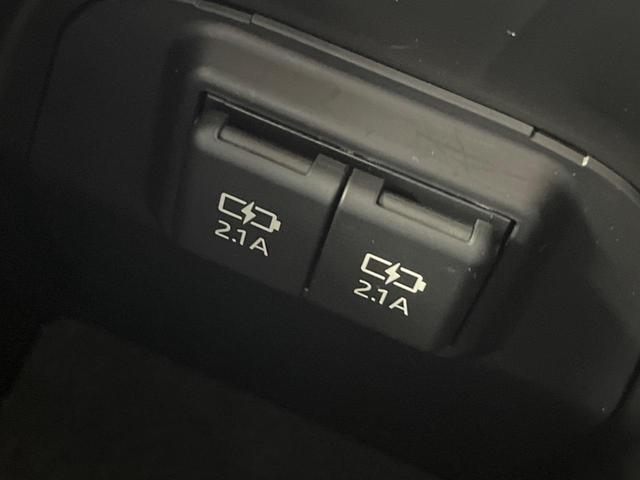 ＲＡＶ４ Ｇ　Ｚパッケージ　フルエアロ　純正ＳＤナビ　バックカメラ　寒冷地仕様　セーフティセンス　レーダークルーズ　禁煙車　電動リアゲート　レザーシート　パワーシート　ドラレコ　コーナーセンサー　ＬＥＤヘッド　スマートキー（30枚目）