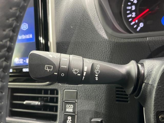 ヴォクシー ＺＳ　煌ＩＩＩ　寒冷地仕様　両側電動スライドドア　１２型フリップダウンモニター　純正９型ＳＤナビ　　バックカメラ　セーフティセンス　禁煙車　ハーフレザーシート　ドラレコ　レーンキープアシスト　オートマチックハイビーム（31枚目）