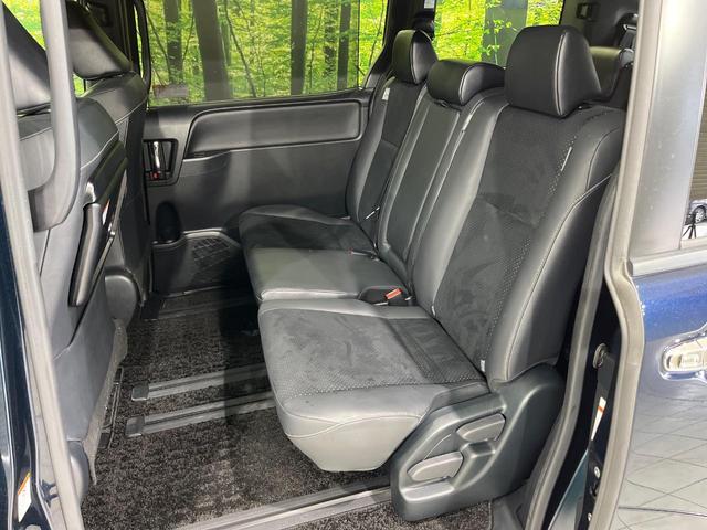 ヴォクシー ＺＳ　煌ＩＩＩ　寒冷地仕様　両側電動スライドドア　１２型フリップダウンモニター　純正９型ＳＤナビ　　バックカメラ　セーフティセンス　禁煙車　ハーフレザーシート　ドラレコ　レーンキープアシスト　オートマチックハイビーム（46枚目）
