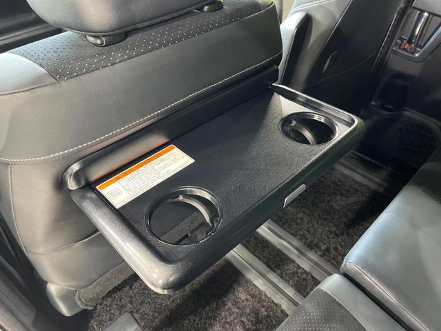 ヴォクシー ＺＳ　煌ＩＩＩ　寒冷地仕様　両側電動スライドドア　１２型フリップダウンモニター　純正９型ＳＤナビ　　バックカメラ　セーフティセンス　禁煙車　ハーフレザーシート　ドラレコ　レーンキープアシスト　オートマチックハイビーム（53枚目）
