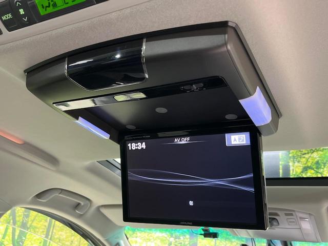 アルファードハイブリッド SR 4WD サンルーフ 両側電動ドア 9インチSDナビ 後席モニター バックカメラ 衝突被害軽減システム 禁煙車 電動リアゲート コーナーセンサー スマートキー HIDヘッド ビルトインETC クルコン(4枚目)