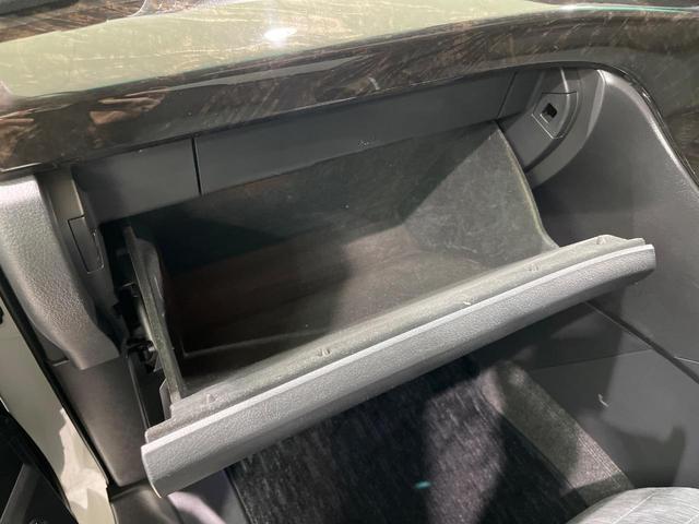 アルファードハイブリッド SR 4WD サンルーフ 両側電動ドア 9インチSDナビ 後席モニター バックカメラ 衝突被害軽減システム 禁煙車 電動リアゲート コーナーセンサー スマートキー HIDヘッド ビルトインETC クルコン(50枚目)