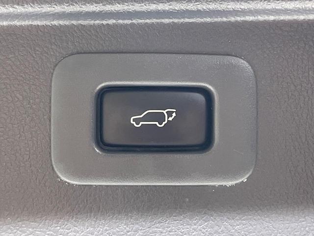 アルファードハイブリッド SR 4WD サンルーフ 両側電動ドア 9インチSDナビ 後席モニター バックカメラ 衝突被害軽減システム 禁煙車 電動リアゲート コーナーセンサー スマートキー HIDヘッド ビルトインETC クルコン(66枚目)