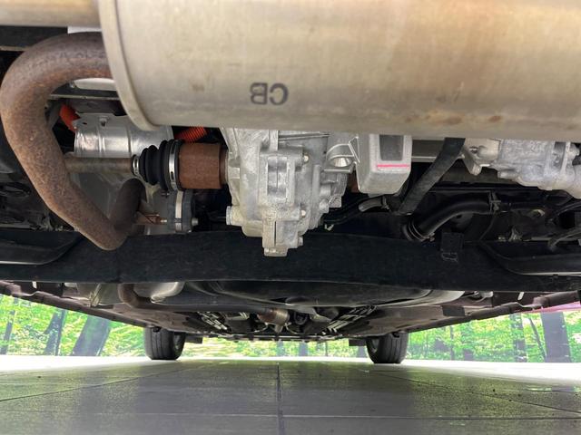 ノート Ｘ　ＦＯＵＲ　純正９インチナビ　バックカメラ　禁煙車　衝突軽減装置　スマートキー　オートライト　ＥＴＣ　シートヒーター　ドラレコ　レーンアシスト　クリアランスソナー　ドアバイザー　電動格納ミラー　プライバシーガラス（20枚目）