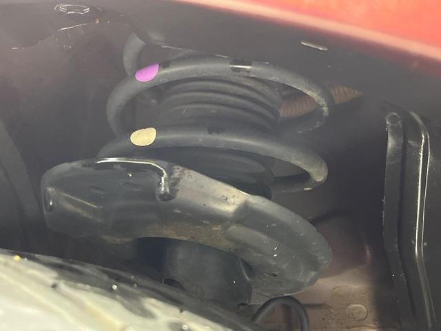 ノート Ｘ　ＦＯＵＲ　純正９インチナビ　バックカメラ　禁煙車　衝突軽減装置　スマートキー　オートライト　ＥＴＣ　シートヒーター　ドラレコ　レーンアシスト　クリアランスソナー　ドアバイザー　電動格納ミラー　プライバシーガラス（24枚目）