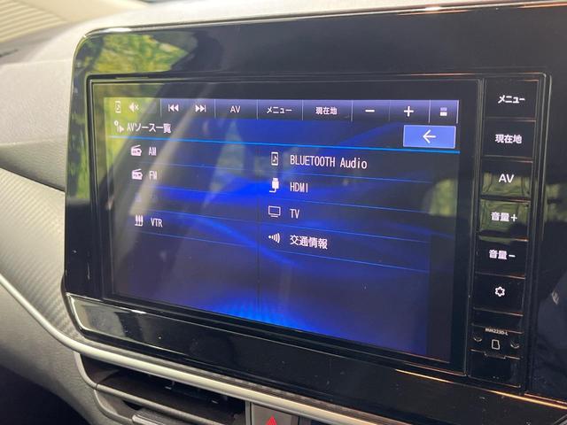 ノート Ｘ　ＦＯＵＲ　純正９インチナビ　バックカメラ　禁煙車　衝突軽減装置　スマートキー　オートライト　ＥＴＣ　シートヒーター　ドラレコ　レーンアシスト　クリアランスソナー　ドアバイザー　電動格納ミラー　プライバシーガラス（29枚目）