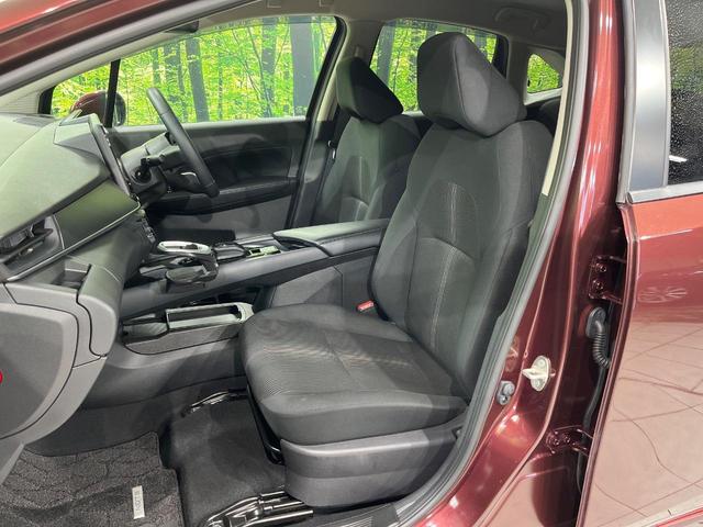 ノート Ｘ　ＦＯＵＲ　純正９インチナビ　バックカメラ　禁煙車　衝突軽減装置　スマートキー　オートライト　ＥＴＣ　シートヒーター　ドラレコ　レーンアシスト　クリアランスソナー　ドアバイザー　電動格納ミラー　プライバシーガラス（42枚目）