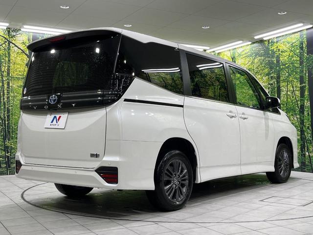 ヴォクシー ハイブリッドＳ－Ｚ　両側電動スライドドア　純正１０．５型ナビ　バックカメラ　セーフティセンス　レーダークルーズ　禁煙車　シートヒーター　合皮シート　クリアランスソナー　レーンキープアシスト　オートマチックハイビーム（19枚目）
