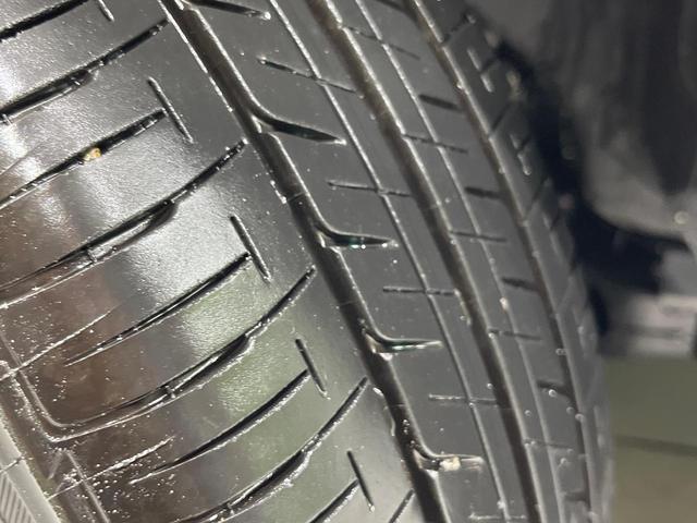 ヴォクシー ハイブリッドＳ－Ｚ　両側電動スライドドア　純正１０．５型ナビ　バックカメラ　セーフティセンス　レーダークルーズ　禁煙車　シートヒーター　合皮シート　クリアランスソナー　レーンキープアシスト　オートマチックハイビーム（67枚目）
