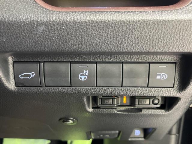 ＲＡＶ４ ハイブリッドＧ　純正ＳＤナビ　バックカメラ　禁煙車　衝突軽減装置　レーダークルーズ　スマートキー　パワーバックドア　スマートキー　パワーシート　シートヒーター　オートライト　オートマチックハイビーム　ＬＥＤヘッド（8枚目）