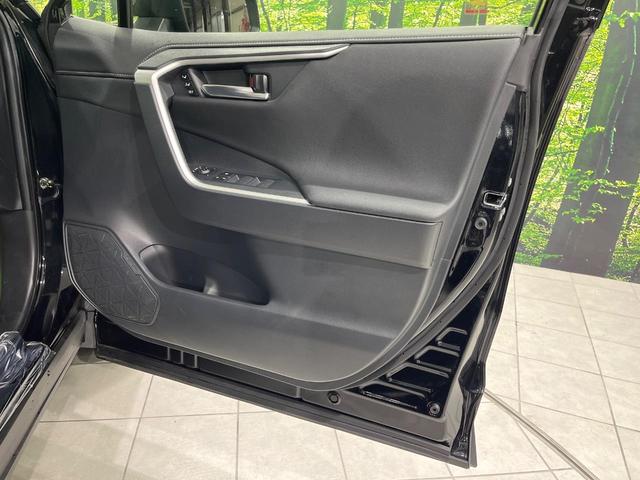 ＲＡＶ４ ハイブリッドＧ　純正ＳＤナビ　バックカメラ　禁煙車　衝突軽減装置　レーダークルーズ　スマートキー　パワーバックドア　スマートキー　パワーシート　シートヒーター　オートライト　オートマチックハイビーム　ＬＥＤヘッド（55枚目）