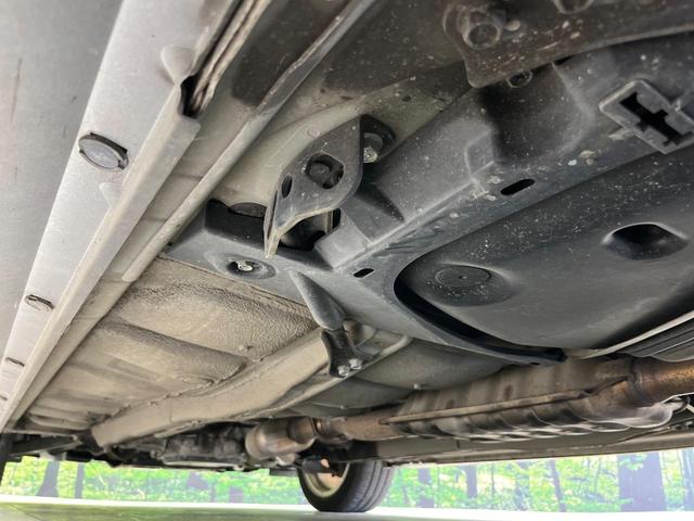 エクシーガ 2.5iアイサイト アルカンターラセレクション 4WD 7人乗り カロッツェリア製SDナビ バックカメラ 衝突被害軽減システム レーダークルーズ 禁煙車 スマートキー HIDヘッド ETC オートライト デュアルエアコン 純正17インチアルミ(23枚目)