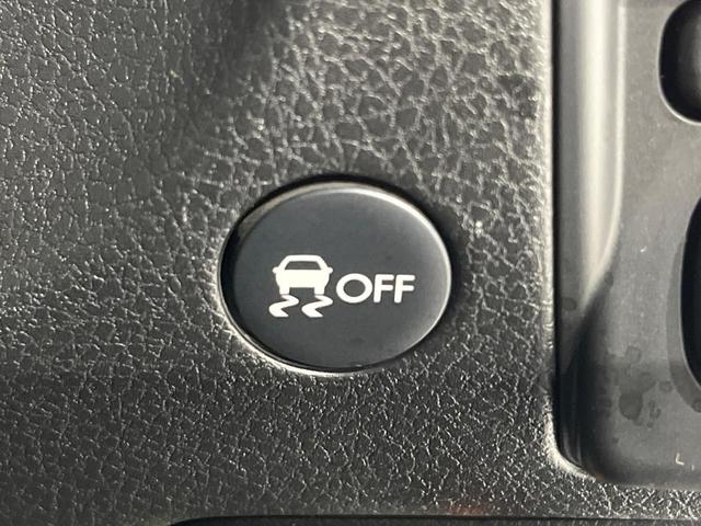 エクシーガ 2.5iアイサイト アルカンターラセレクション 4WD 7人乗り カロッツェリア製SDナビ バックカメラ 衝突被害軽減システム レーダークルーズ 禁煙車 スマートキー HIDヘッド ETC オートライト デュアルエアコン 純正17インチアルミ(36枚目)