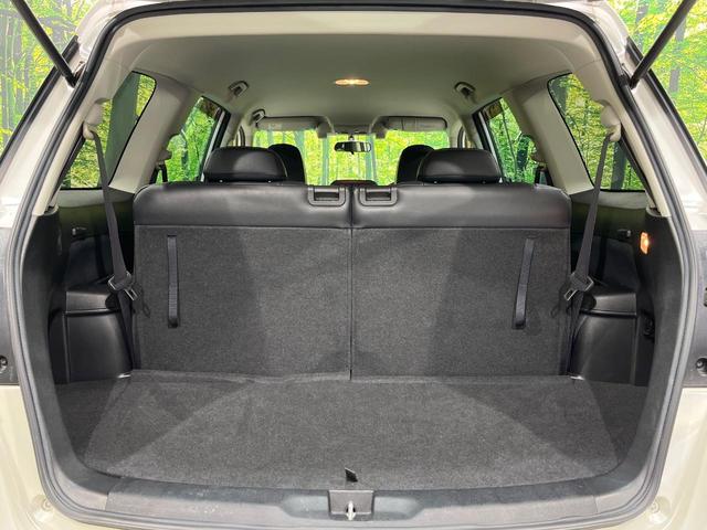 エクシーガ 2.5iアイサイト アルカンターラセレクション 4WD 7人乗り カロッツェリア製SDナビ バックカメラ 衝突被害軽減システム レーダークルーズ 禁煙車 スマートキー HIDヘッド ETC オートライト デュアルエアコン 純正17インチアルミ(47枚目)