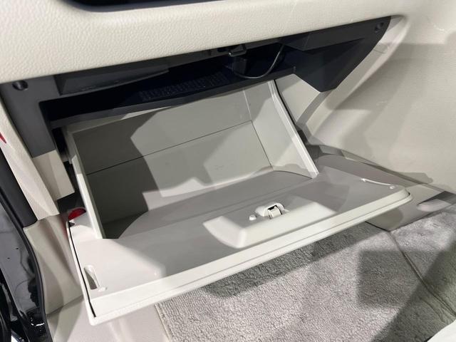 セレナ ２０Ｇ　Ｓ－ハイブリッド　両側電動スライドドア　純正ＳＤナビ　バックカメラ　エマージェンシーブレーキ　禁煙車　ハーフレザーシート　ドラレコ　スマートキー　ＥＴＣ　クルコン　オートライト　オートエアコン　純正１６インチＡＷ（56枚目）