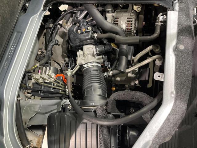 ハイゼットカーゴ クルーズ 4WD 5MT車 禁煙車 CD再生 エアコン 電動格納ミラー プライバシーガラス 盗難防止装置 ドアバイザー 両側スライドドア パワーステアリング ABS 衝突安全ボディ(17枚目)