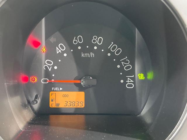 ハイゼットカーゴ クルーズ 4WD 5MT車 禁煙車 CD再生 エアコン 電動格納ミラー プライバシーガラス 盗難防止装置 ドアバイザー 両側スライドドア パワーステアリング ABS 衝突安全ボディ(29枚目)