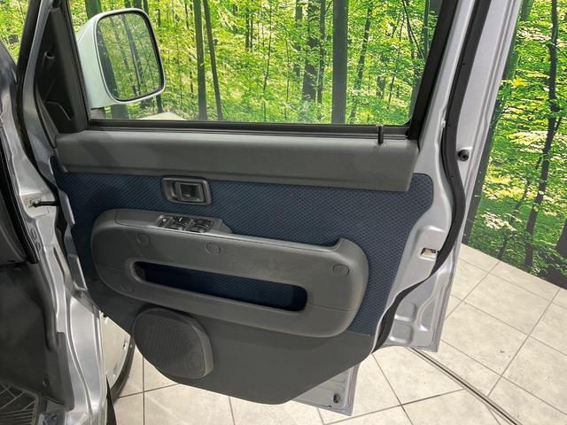 ハイゼットカーゴ クルーズ 4WD 5MT車 禁煙車 CD再生 エアコン 電動格納ミラー プライバシーガラス 盗難防止装置 ドアバイザー 両側スライドドア パワーステアリング ABS 衝突安全ボディ(45枚目)
